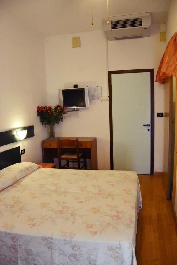 Hotel Rex Lido di Jesolo Eksteriør bilde